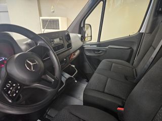 Mercedes-Benz Sprinter 9 PLAZAS COMBI 4X4 * LEER