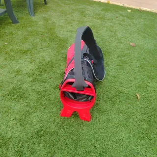 Bolsa de palos de golf ligera Inesis.