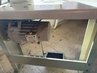 Máquina de coser Unicorn