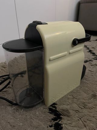 Cafetera Nespresso Crema