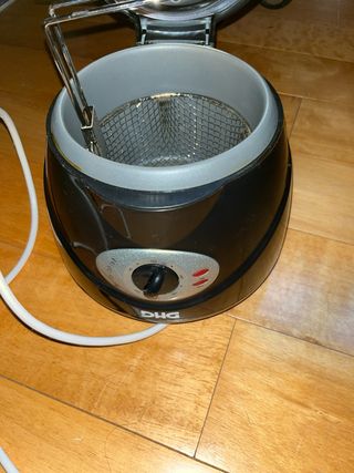 Freidora de aceite DHG negra
