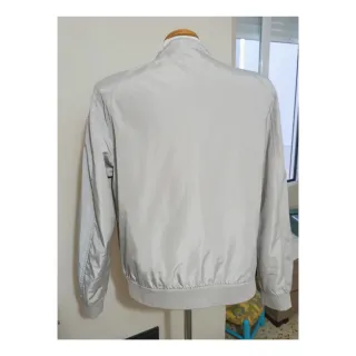 Cazadora bomber beige