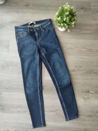 Pantalón pitillo vaquero azul