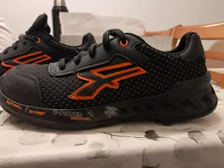 Zapatos de seguridad U-Power negros