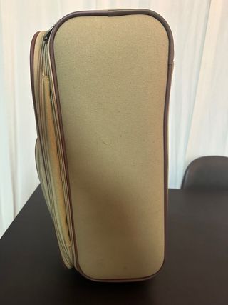 Juego 2 Maletas Cabina Catai Tela Beige + mochila.