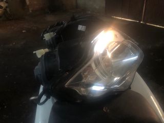 Faros Peugeot Satelis 125