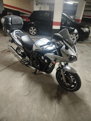 Yamaha FZS Fazer 600cc A2