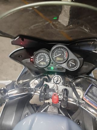 Yamaha FZS Fazer 600cc A2