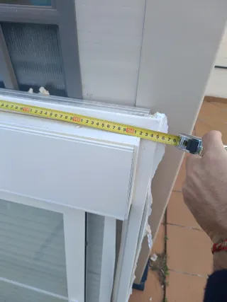 Ventana Climalit con Persiana, reja y mosquitera