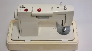 Macchina da cucire Necchi Millepunti