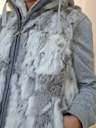 Chaleco Piel Gris y Blanco