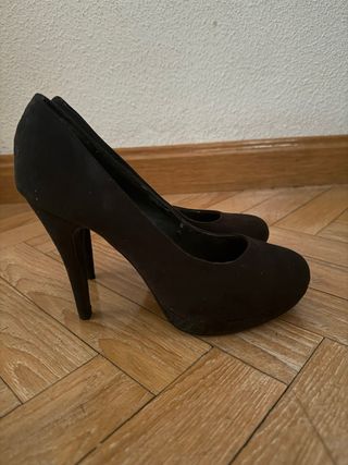 Tacones negros de plataforma