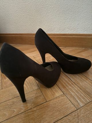 Tacones negros de plataforma