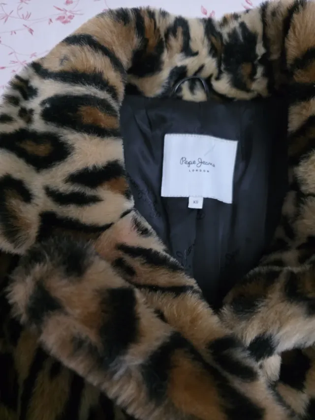 Abrigo animal print Pepe Jeans