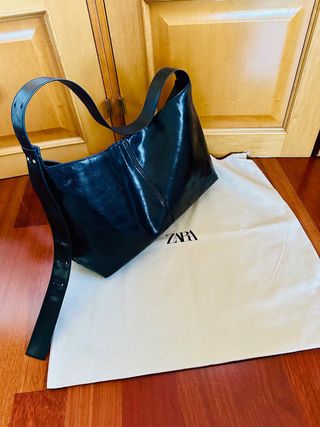 Bolso shopper Zara negro viral
