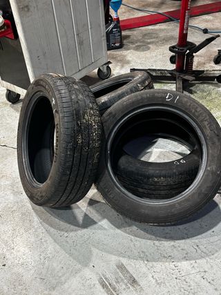 Neumáticos Kumho Ecsta 205/55 R17 95V