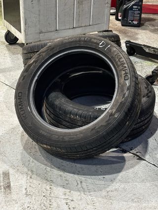 Neumáticos Kumho Ecsta 205/55 R17 95V