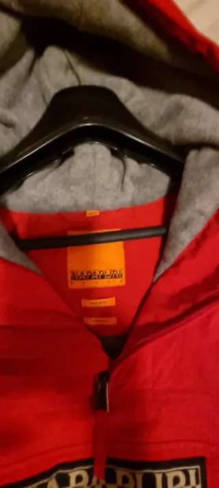 Napapijri Giacca Rossa con Cappuccio