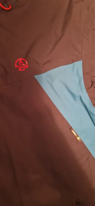 Chaqueta Ternua  gris y azul. Talla 16 ( 12-13)