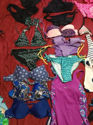 Lote de 32 Piezas Bikinis