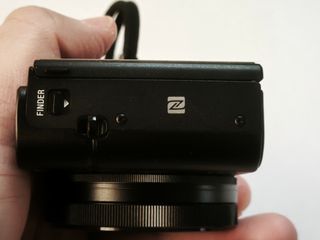 Sony RX100 Mark III Cámara Digital