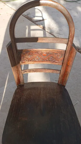 Conjunto mesa y sillas para restaurar