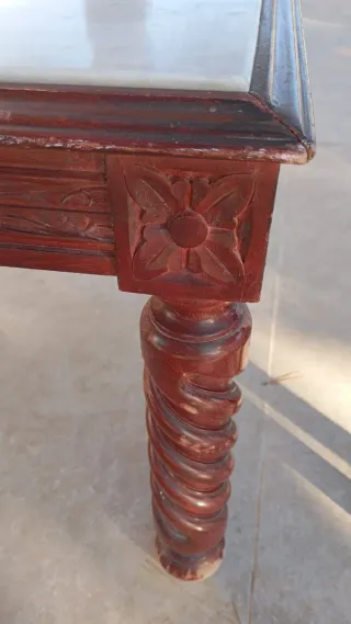 Conjunto mesa y sillas para restaurar