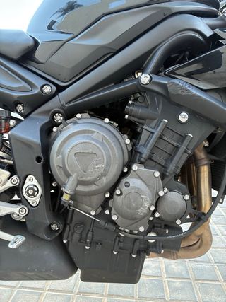 Triumph Street Triple S Negra 2018