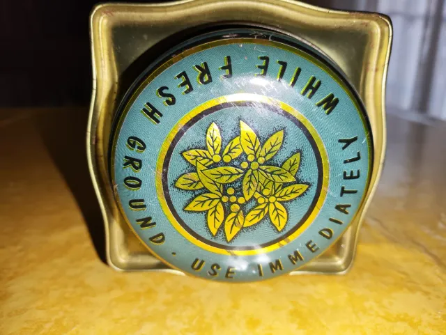 Lata metálica decorativa Ocean Queen Tea