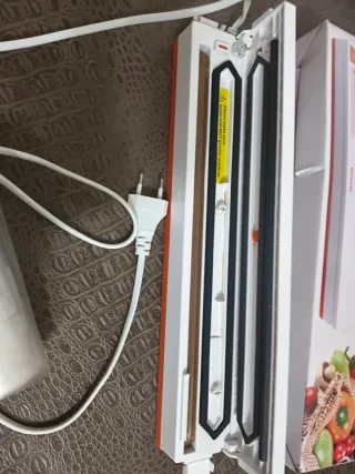 Urge .Envasadora al vacío Tinton Life