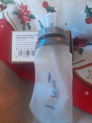 Botella de agua deportiva