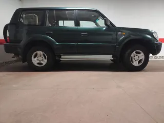 Toyota Land Cruiser 100 2002