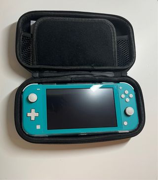 Nintendo Switch Lite turchese con giochi
