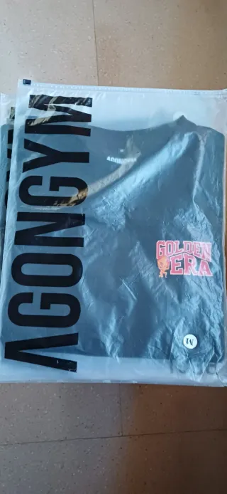 Camiseta oversize negra Golden Era AGONGYM