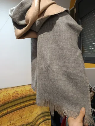 Bufanda reversible gris y rosa