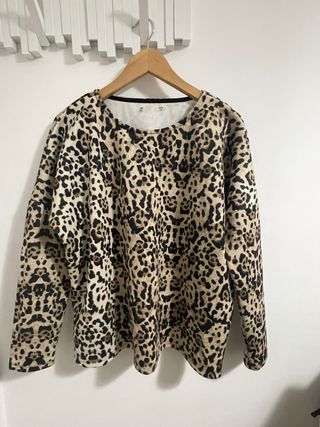 Blusa leopardo manga larga