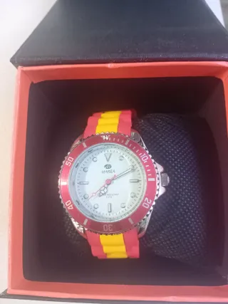 Reloj Marea Rojo y Amarillo