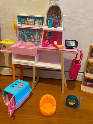 Barbie Negozio di Animali Domestici con Accessori