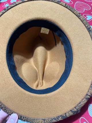 Cappello donna stampa pitone