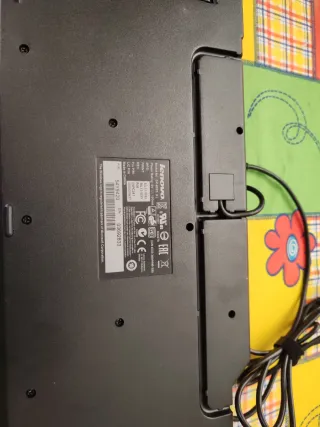 2 Tastiere Acer e Lenovo Nere