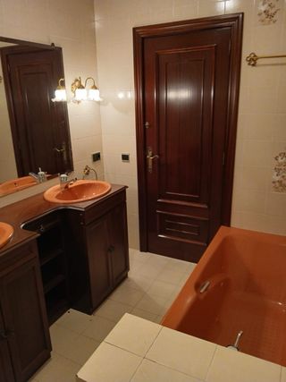 Puertas madera Muebles de madera y cristal Amarios