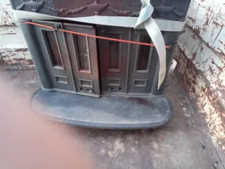 Chimenea de fundición negra