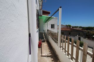 Edificio en venta en San Enrique-Guadiaro-Pueblo Nuevo en San Roque