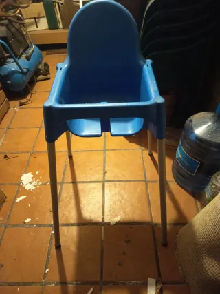 Trona de bebé azul