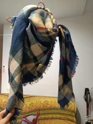 Bufanda cuadros azul y beige