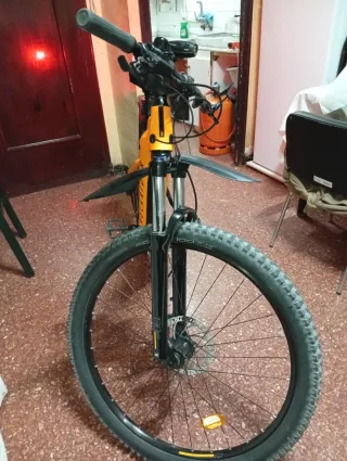 Bicicleta Eléctrica Montaña E-Expl 520