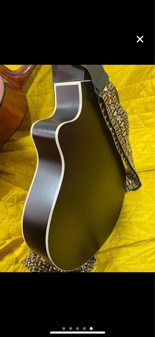 Guitarra Yamaha Eléctrica Viaje APXT2