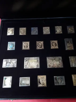 24 SELLOS PLATA BAÑADOS EN ORO. +338 GRAMOS PLATA