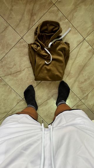 Felpa con cappuccio marrone taglia M