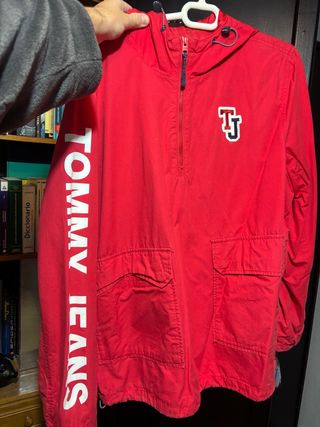 Chaqueta Tommy Jeans Roja